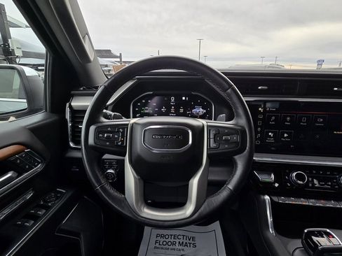 Used 2023 GMC Sierra 1500 Denali w/ Technology Package image 15