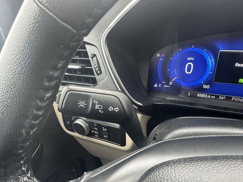 Used 2020 Ford Escape SE Sport image 32