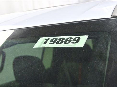 New 2026 Chevrolet Traverse RS w/ LPO, Floor Liner Package image 32