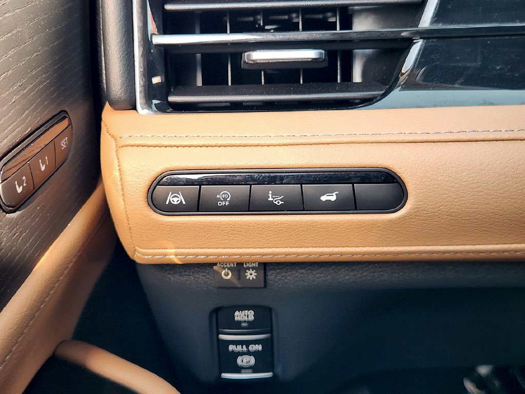 Used 2025 INFINITI QX80 Sensory w/ Exterior Package AWD/4WD image 22
