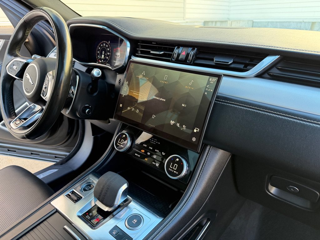 Used 2021 Jaguar F-PACE R-Dynamic S AWD/4WD image 26