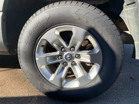 Used 2024 RAM 1500 Laramie image 5