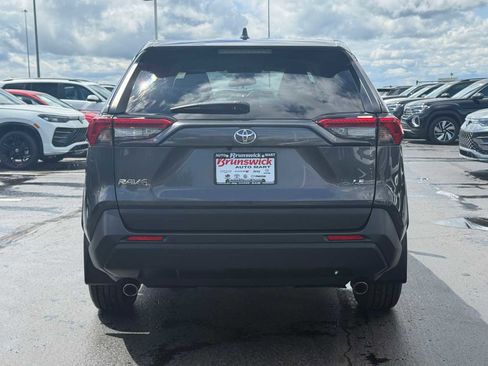 Certified 2023 Toyota RAV4 LE FWD image 5
