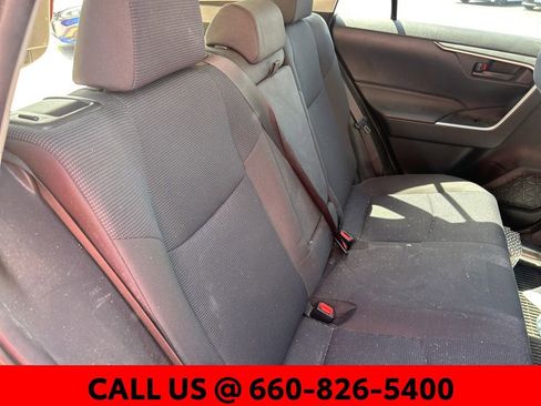 Used 2019 Toyota RAV4 LE w/ All Weather Liner Package AWD/4WD image 9
