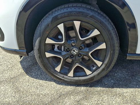 New 2026 Honda HR-V EX-L image 5