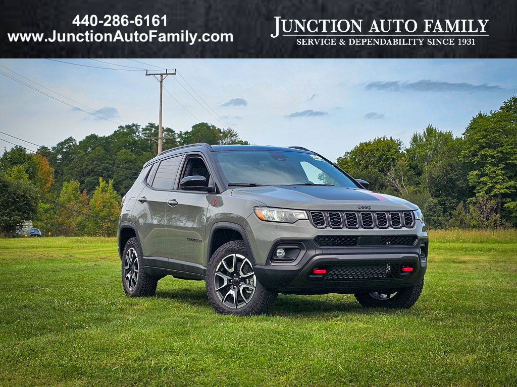 New 2026 Jeep Compass Trailhawk AWD/4WD 360° Tour