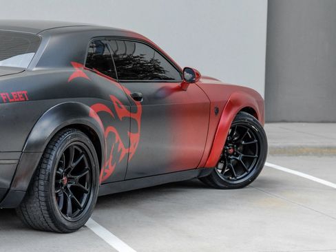 Used 2016 Dodge Challenger SRT Hellcat RWD image 14