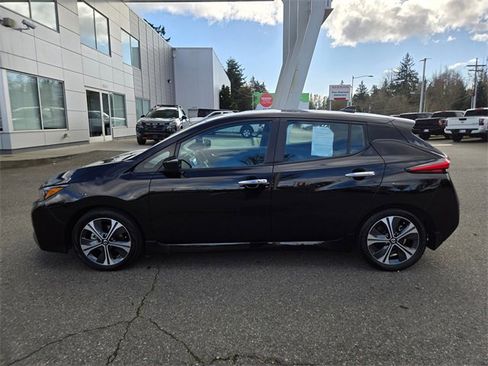 Used 2022 Nissan Leaf SV image 11