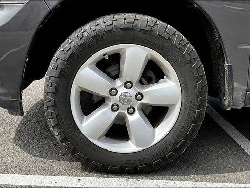 Used 2015 RAM 1500 Express image 6