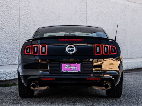 Used 2013 Ford Mustang GT Premium image 15