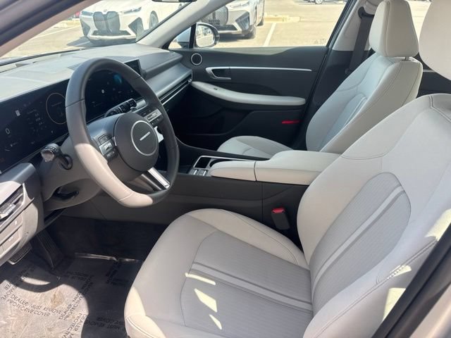 Used 2025 Hyundai Sonata SEL FWD image 10
