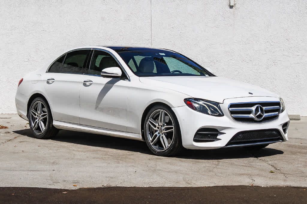 Used 2018 Mercedes-Benz E 300 image 3