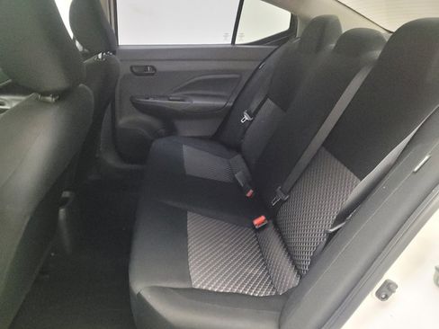 Used 2020 Nissan Versa S image 18