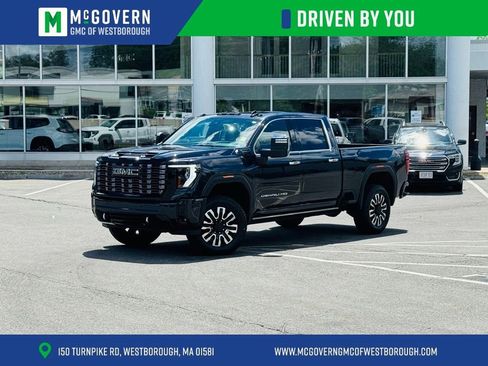 Used 2025 GMC Sierra 2500 Denali Ultimate AWD/4WD image 1