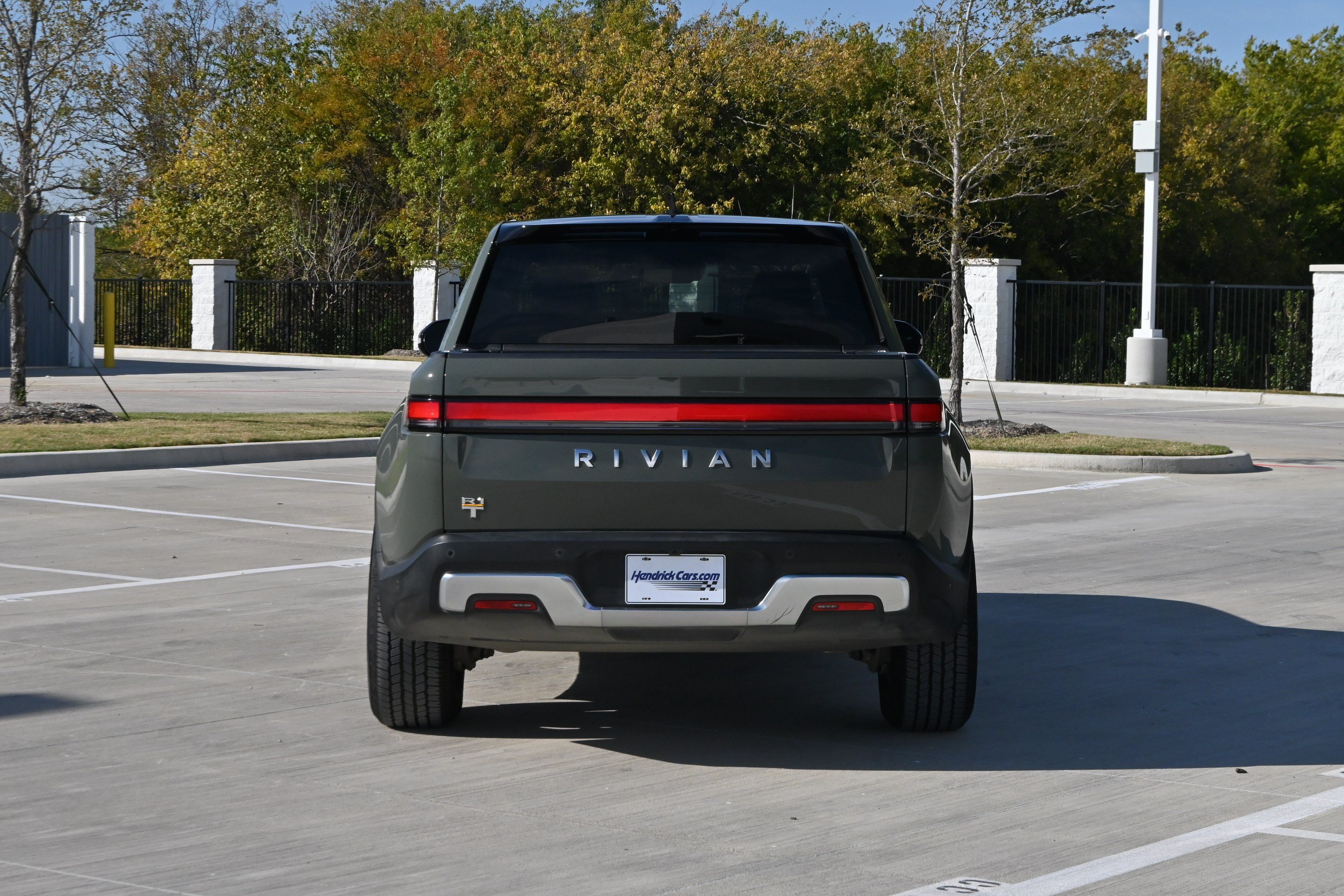 Used 2023 Rivian R1T Launch Edition AWD/4WD image 8