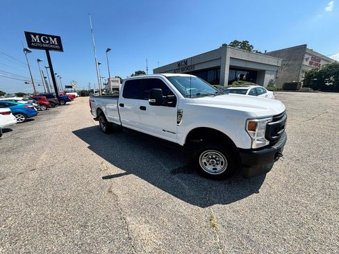 Used 2022 Ford F250 XL w/ Power Equipment Group AWD/4WD image 29