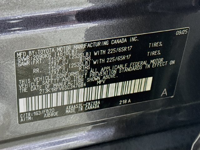 Used 2025 Toyota RAV4 LE FWD image 38