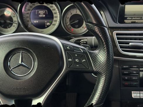Used 2014 Mercedes-Benz E 350 Sedan image 16