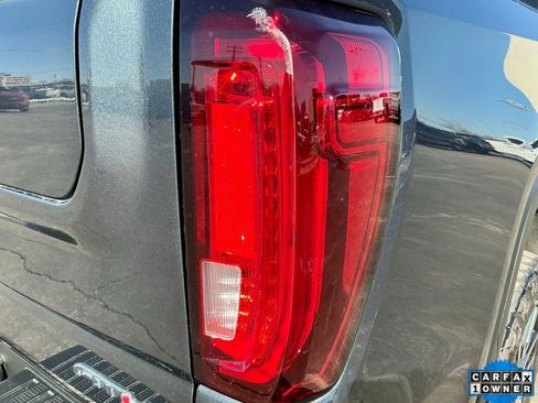 Used 2021 GMC Sierra 1500 AT4 w/ AT4 Value Package image 16