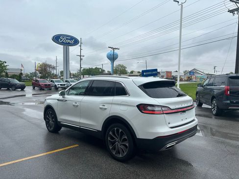 Used 2023 Lincoln Nautilus Reserve AWD/4WD image 5