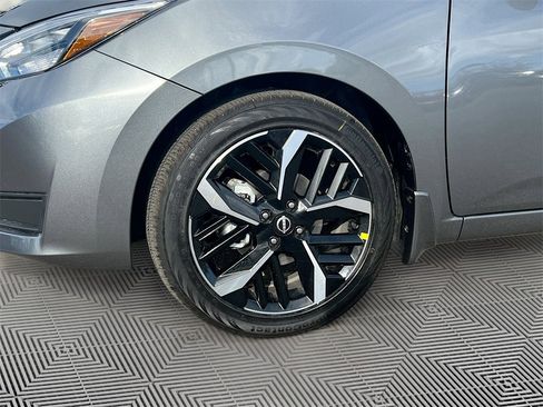 New 2025 Nissan Versa SR image 27