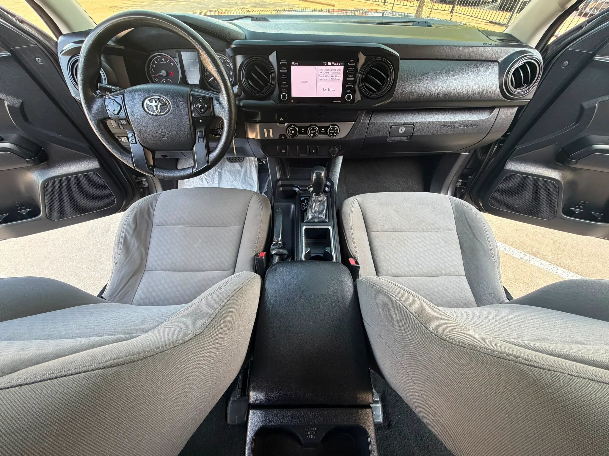 Used 2020 Toyota Tacoma SR w/ SR Convenience Package RWD image 23
