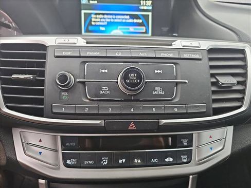 Used 2014 Honda Accord Sport image 17