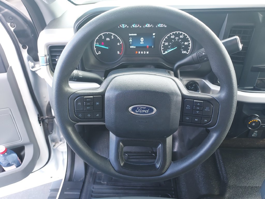 Used 2025 Ford F550 4x4 Crew Cab Super Duty image 17
