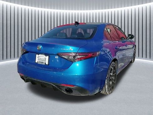 New 2025 Alfa Romeo Giulia AWD image 7