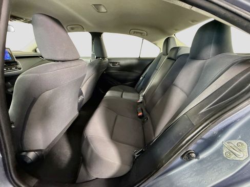 Used 2024 Toyota Corolla LE w/ LE Convenience Package FWD image 25