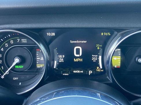 Used 2023 Jeep Wrangler Unlimited Sahara w/ Cold Weather Group image 7