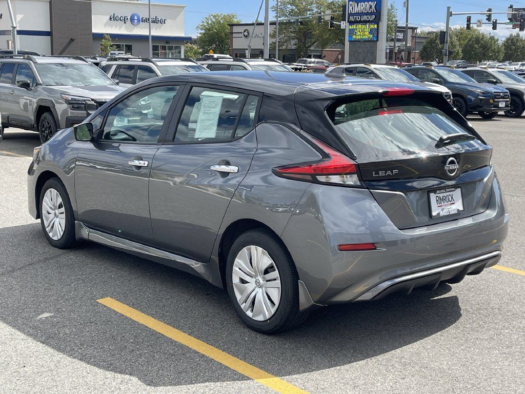 Used 2025 Nissan Leaf S FWD image 5