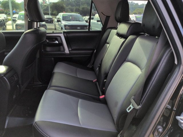 Used 2022 Toyota 4Runner SR5 Premium w/ Moonroof Package AWD/4WD image 13