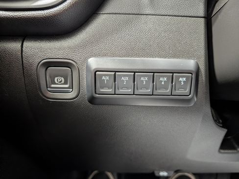 Used 2022 Chevrolet Silverado 3500 W/T w/ WT Convenience Package image 21