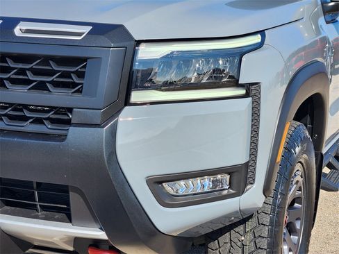New 2026 Nissan Frontier PRO-4X w/ Pro-4x Convenience Package image 5