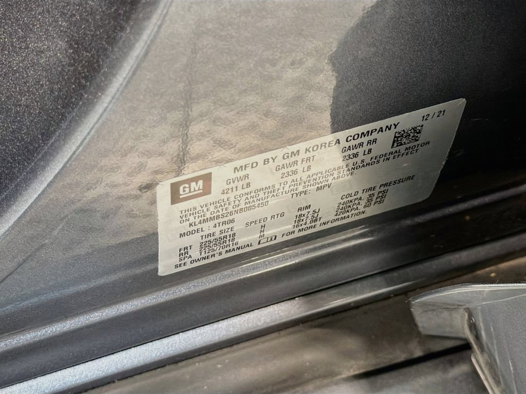 Used 2022 Buick Encore GX Preferred w/ Sport Touring Package FWD image 31
