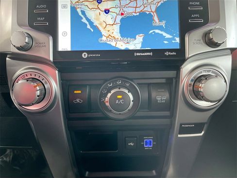 Used 2022 Toyota 4Runner SR5 Premium image 16