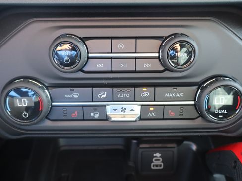 New 2026 Ford Bronco Heritage Edition AWD/4WD image 20