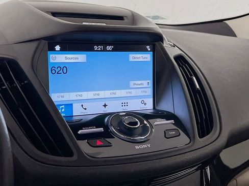 Used 2018 Ford Escape Titanium image 16