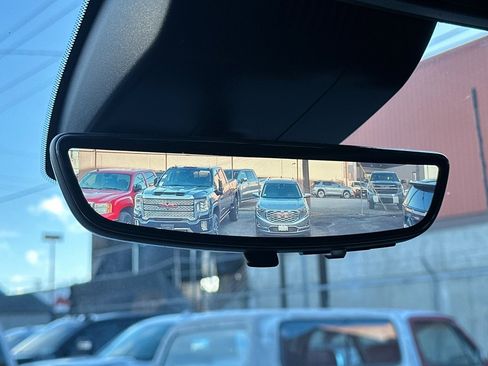 Used 2025 GMC Sierra 2500 AT4 w/ AT4 Premium Plus Package image 24