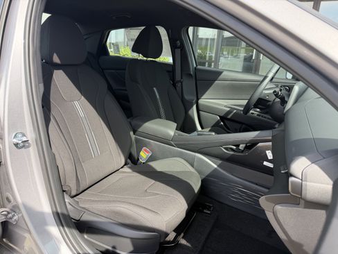New 2026 Hyundai Elantra Sport FWD image 16