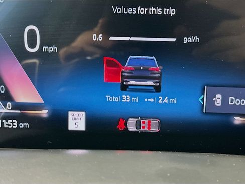 New 2026 BMW X5 xDrive40i w/ Climate Comfort Package AWD/4WD image 22