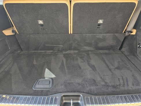 Used 2024 Mercedes-Benz GLS 580 4MATIC image 30