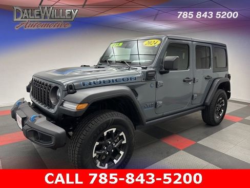 Used 2024 Jeep Wrangler Unlimited Rubicon 4xe image 3