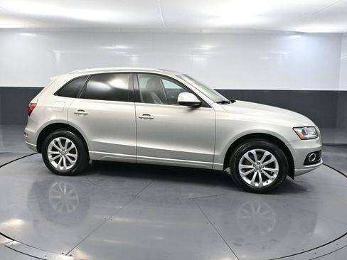 Used 2014 Audi Q5 2.0T Premium Plus w/ Premium Plus Package image 3