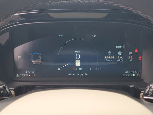 New 2026 Lincoln Corsair Premiere image 19