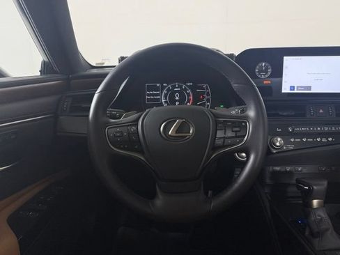 Used 2025 Lexus ES 350 w/ Premium Package FWD image 36