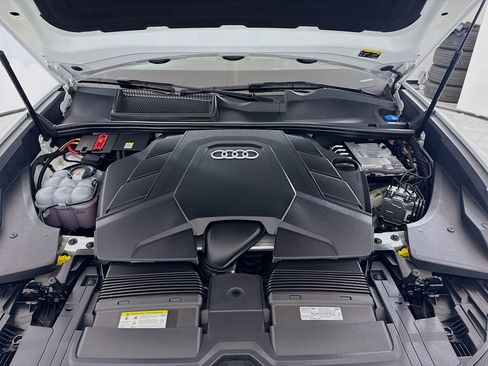 Used 2023 Audi Q8 Premium w/ Convenience Package image 29