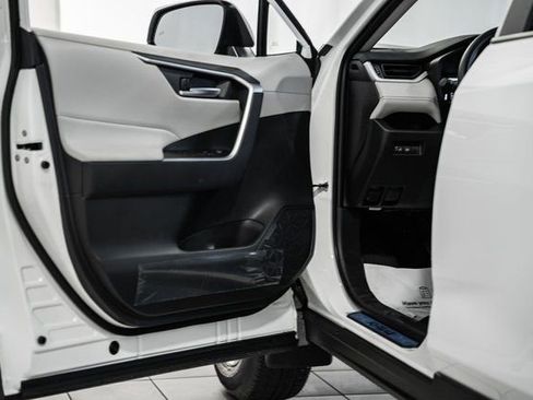 New 2025 Toyota RAV4 XLE image 36