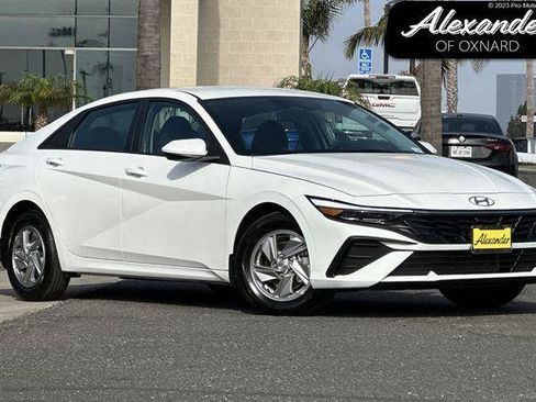 Certified 2026 Hyundai Elantra SE FWD image 1